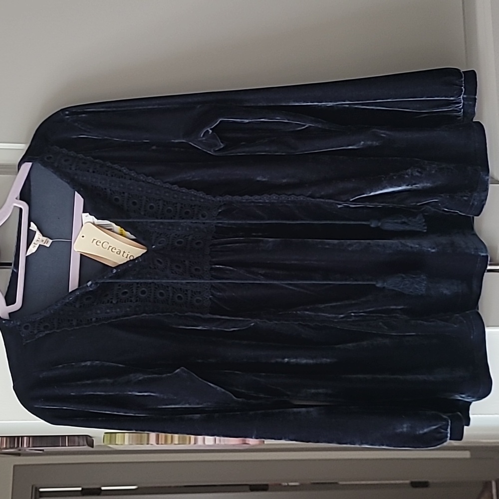 Velvet top NWT